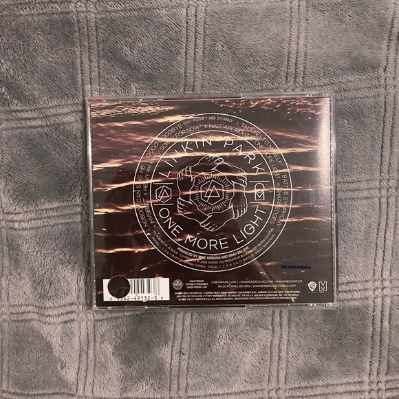 Linkin Park One More Light cd - Picture 2 of 2